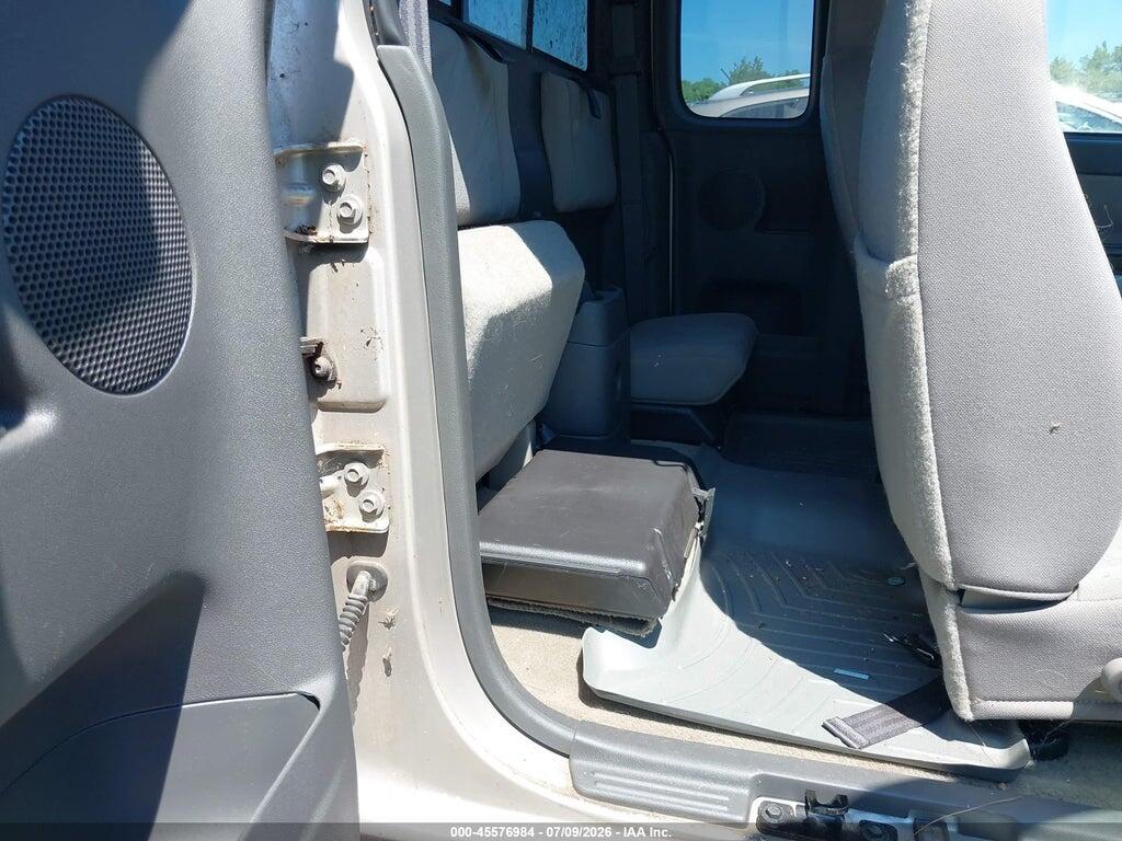 1GCDT196558151429 2005 CHEVROLET COLORADO photo no. 8