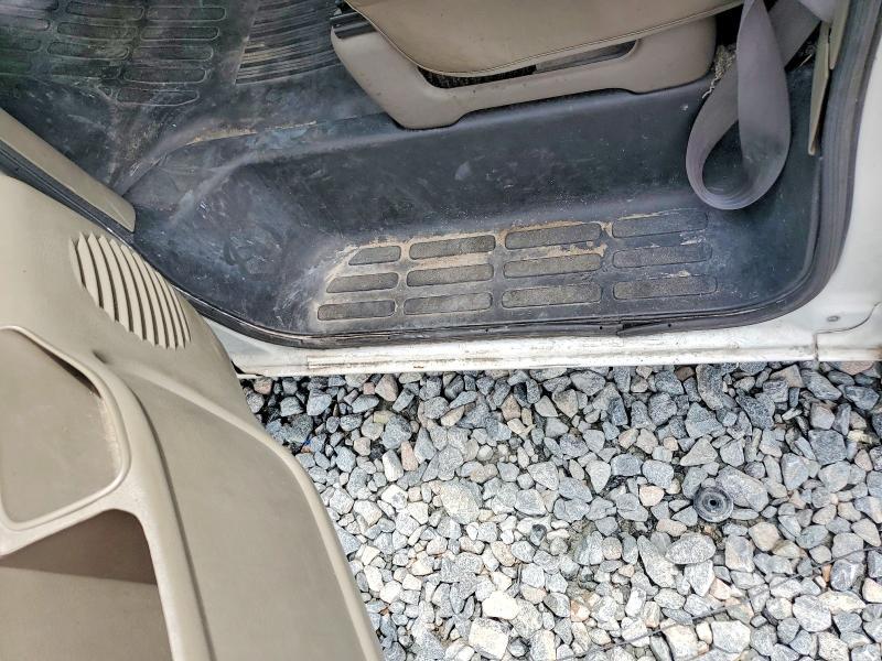 1GTFG15W411142758 2001 GMC SAVANA photo no. 7