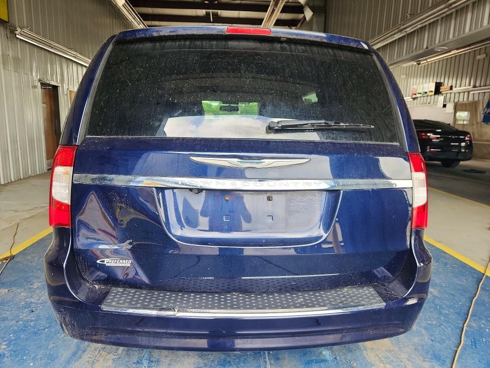 2014 CHRYSLER TOWN & COUNTRY TOURING — Фото 6 из 14