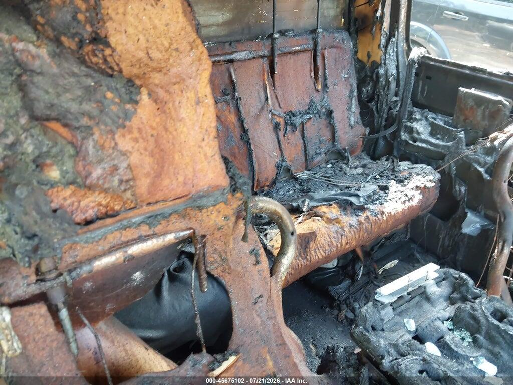 2GCEC19V351394526 2005 CHEVROLET SILVERADO 1500 photo no. 8
