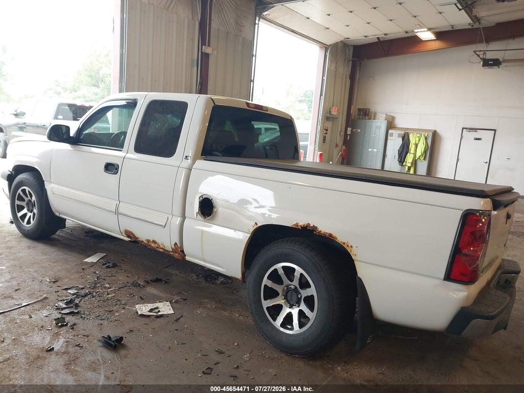 2GCEC19T451299181 2005 CHEVROLET SILVERADO 1500 photo no. 3