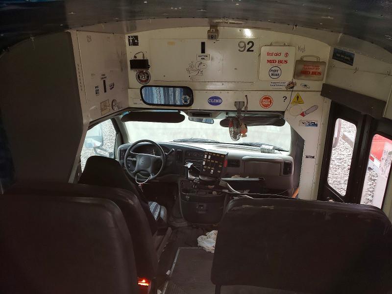 1999 CHEVROLET EXPRESS G3500 — Фото 5 из 10