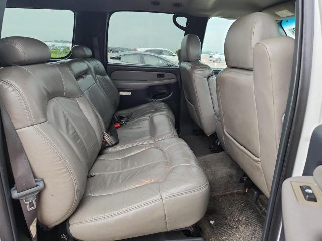 2002 CHEVROLET SUBURBAN C1500 — Фото 11 из 13