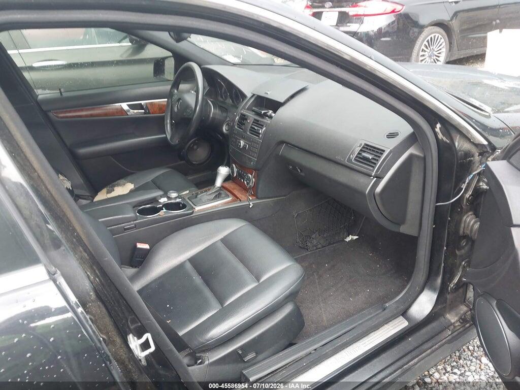 WDDGF8BB8BR169200 2011 MERCEDES-BENZ C 300 photo no. 5