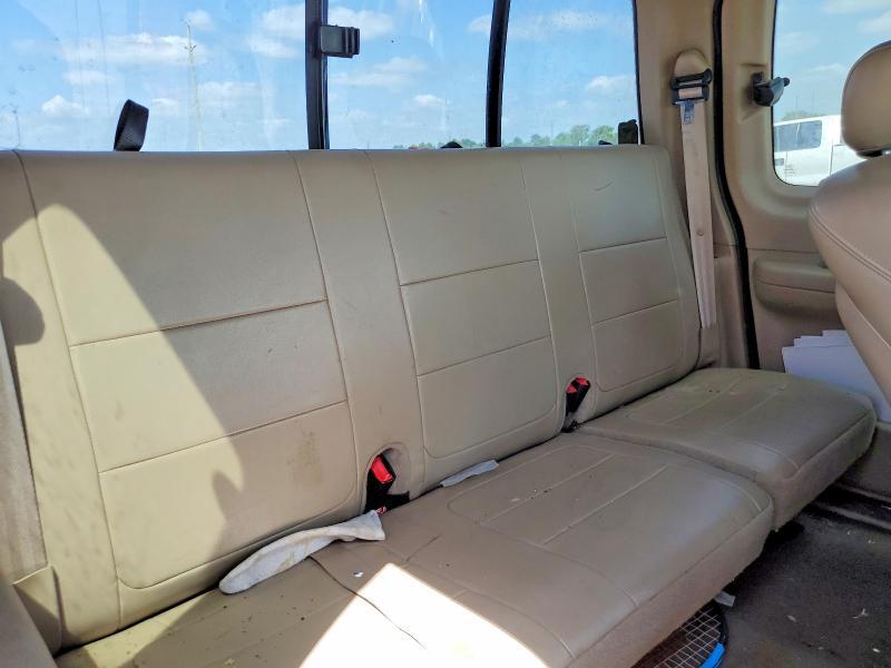 1FTRX17L52NB02506 2002 FORD F150 photo no. 10