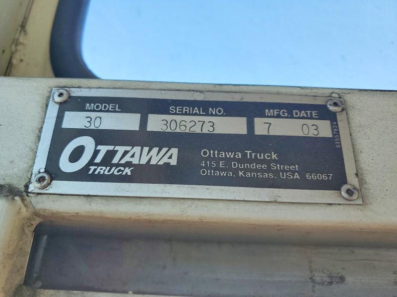 2003 OTTAWA 30 YARD TRUCK — Фото 10 из 10