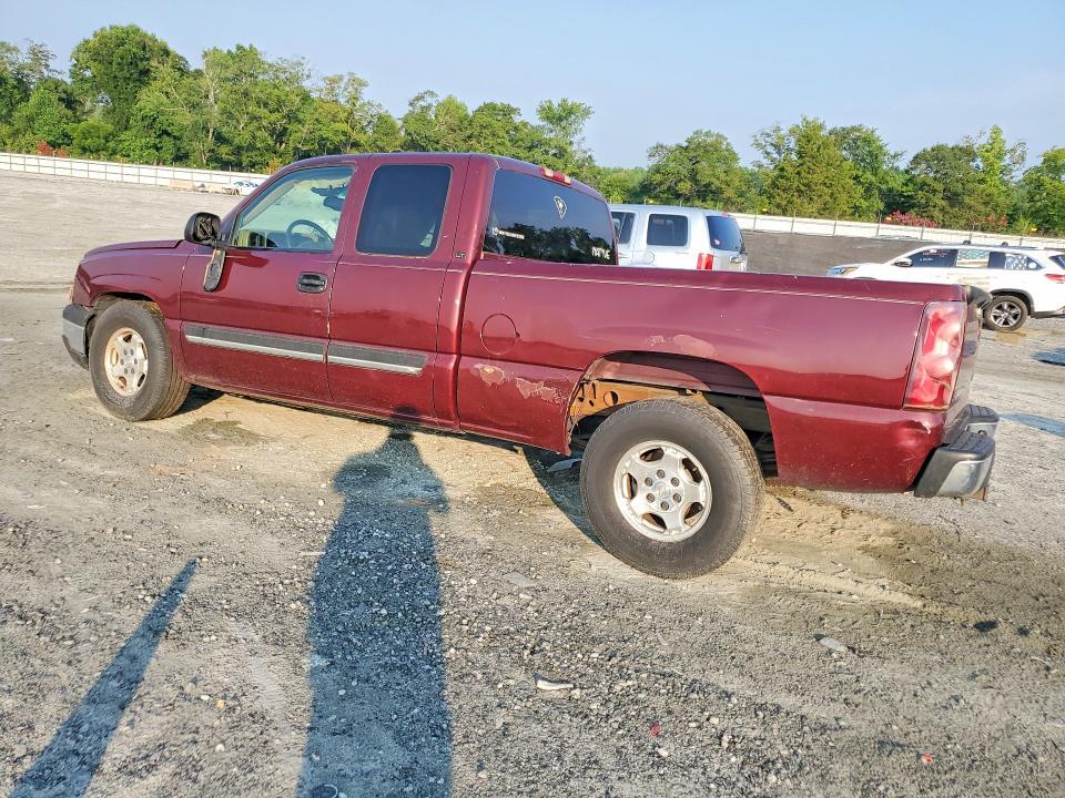 2003 CHEVROLET SILVERADO C1500 — Фото 2 из 12