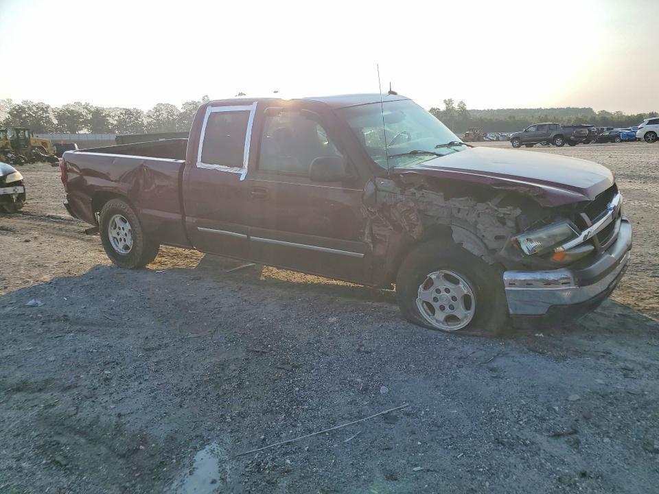 2003 CHEVROLET SILVERADO C1500 — Фото 4 из 12