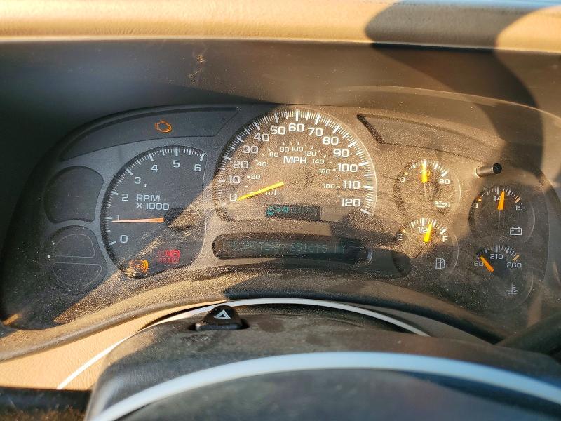 2003 CHEVROLET SILVERADO C1500 — Фото 9 из 12