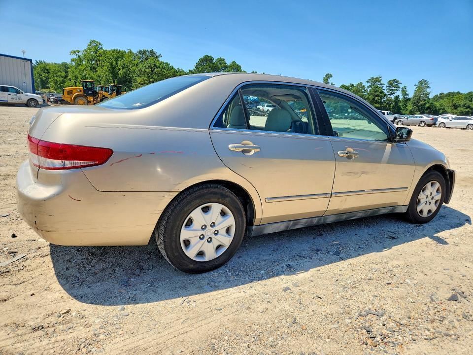 1HGCM56303A077354 2003 HONDA ACCORD photo no. 3