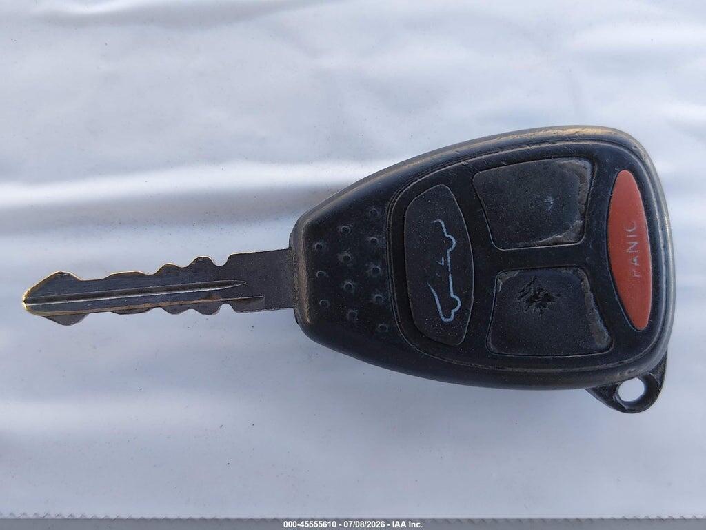 2C3JA63H75H175133 2005 CHRYSLER 300C photo no. 11