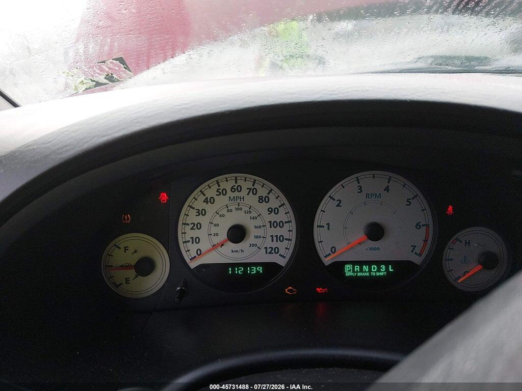 2C4GP54L85R582213 2005 CHRYSLER TOWN & COUNTRY photo no. 7