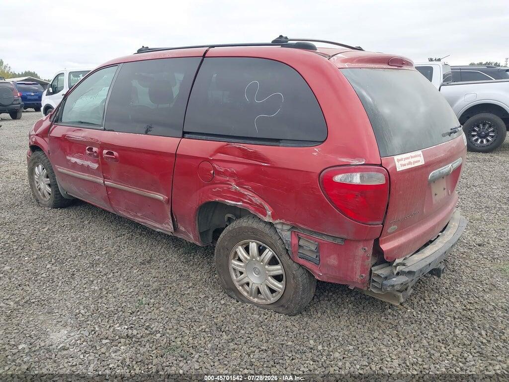 2C4GP54L75R436448 2005 CHRYSLER TOWN & COUNTRY photo no. 3