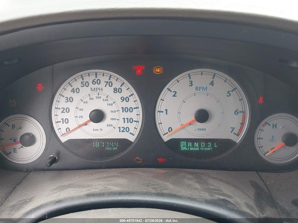 2C4GP54L75R436448 2005 CHRYSLER TOWN & COUNTRY photo no. 7