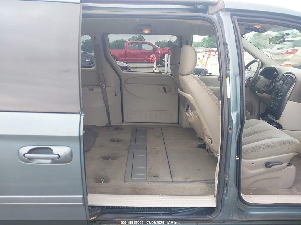 2D4GP44L15R397448 2005 DODGE CARAVAN photo no. 8