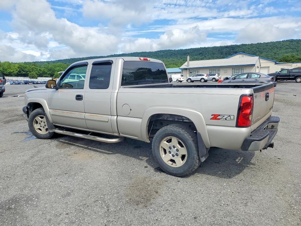 2004 CHEVROLET SILVERADO K1500 — Фото 2 из 12