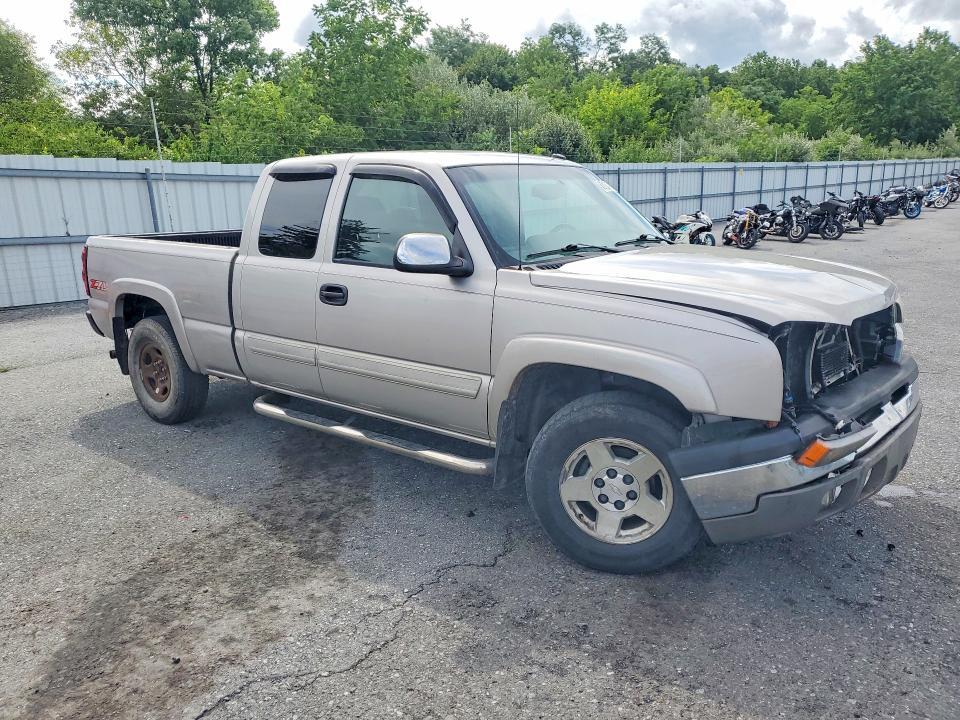 2004 CHEVROLET SILVERADO K1500 — Фото 4 из 12