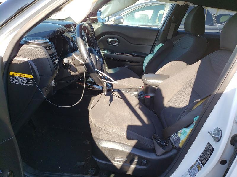 KNDJX3A56E7031120 2014 KIA SOUL photo no. 7