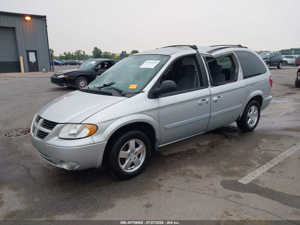 2D8GP44L05R473269 2005 DODGE GRAND CARAVAN photo no. 2