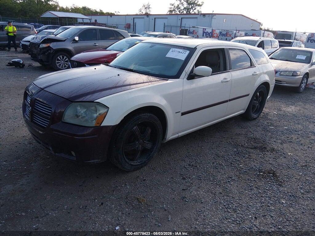 2D4GV58215H646611 2005 DODGE MAGNUM photo no. 2