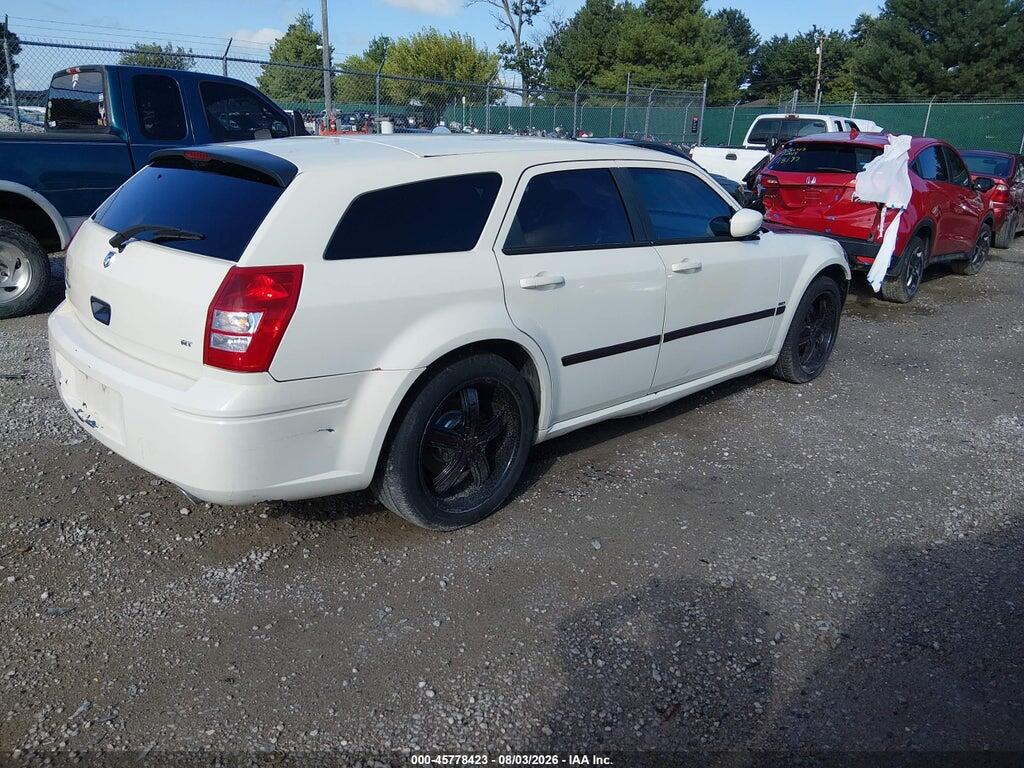 2D4GV58215H646611 2005 DODGE MAGNUM photo no. 4