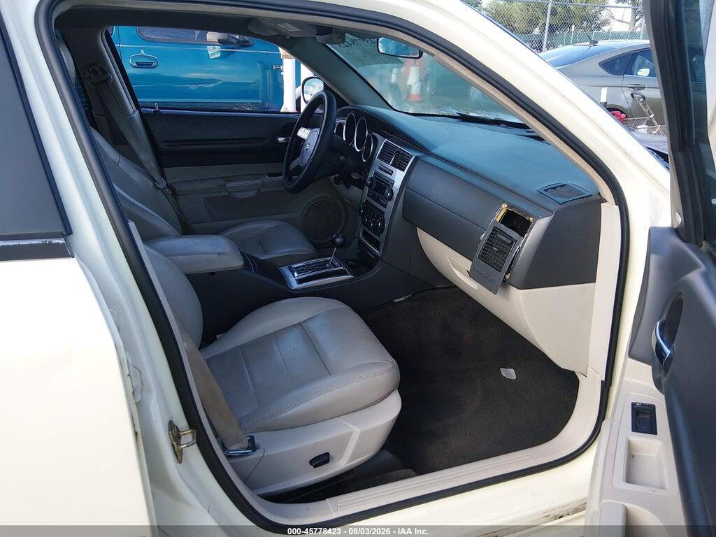 2D4GV58215H646611 2005 DODGE MAGNUM photo no. 5