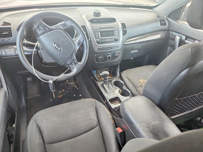 2014 KIA SORENTO LX — Фото 8 из 14
