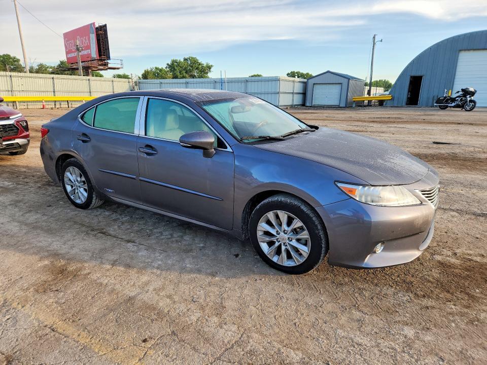2014 LEXUS ES 300H — Фото 4 из 12