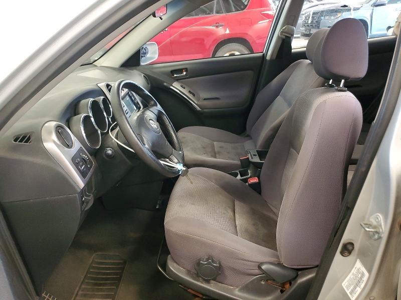 2T1LR32E24C201696 2004 TOYOTA MATRIX photo no. 7
