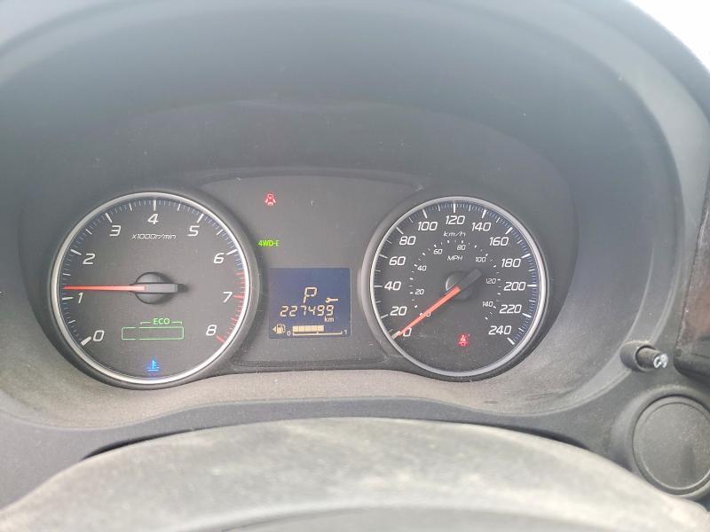 2014 MITSUBISHI OUTLANDER ES — Фото 9 из 14