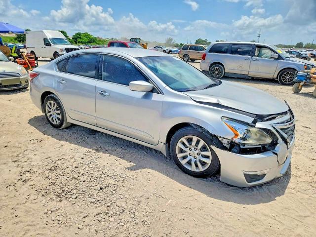 1N4AL3AP3EC295230 2014 NISSAN ALTIMA photo no. 4