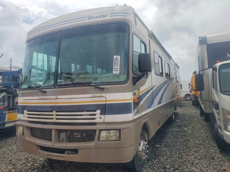 2004 WORKHORSE CUSTOM CHASSIS MOTORHOME CHASSIS — Фото 2 из 10