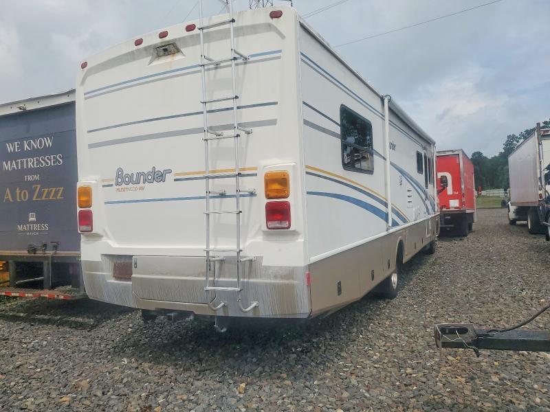 2004 WORKHORSE CUSTOM CHASSIS MOTORHOME CHASSIS — Фото 4 из 10