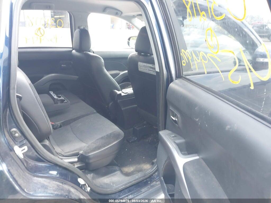JA4JT3AW7BU031218 2011 MITSUBISHI OUTLANDER photo no. 8