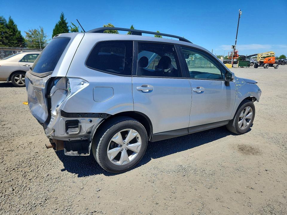 JF2SJAEC5EH472638 2014 SUBARU FORESTER photo no. 3