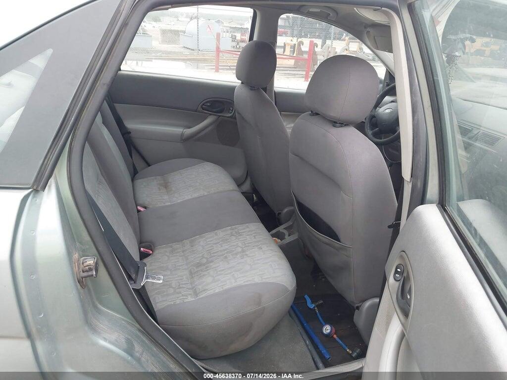 1FAFP34NX5W279366 2005 FORD FOCUS photo no. 8