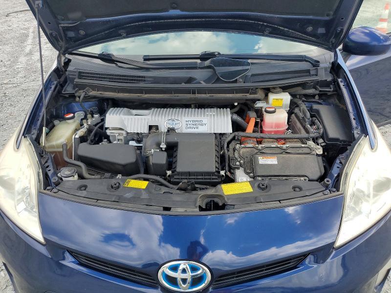 2014 TOYOTA PRIUS TWO — Фото 11 из 12