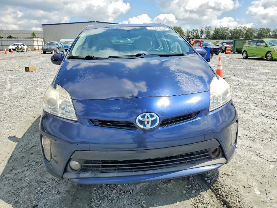 2014 TOYOTA PRIUS TWO — Фото 5 из 12