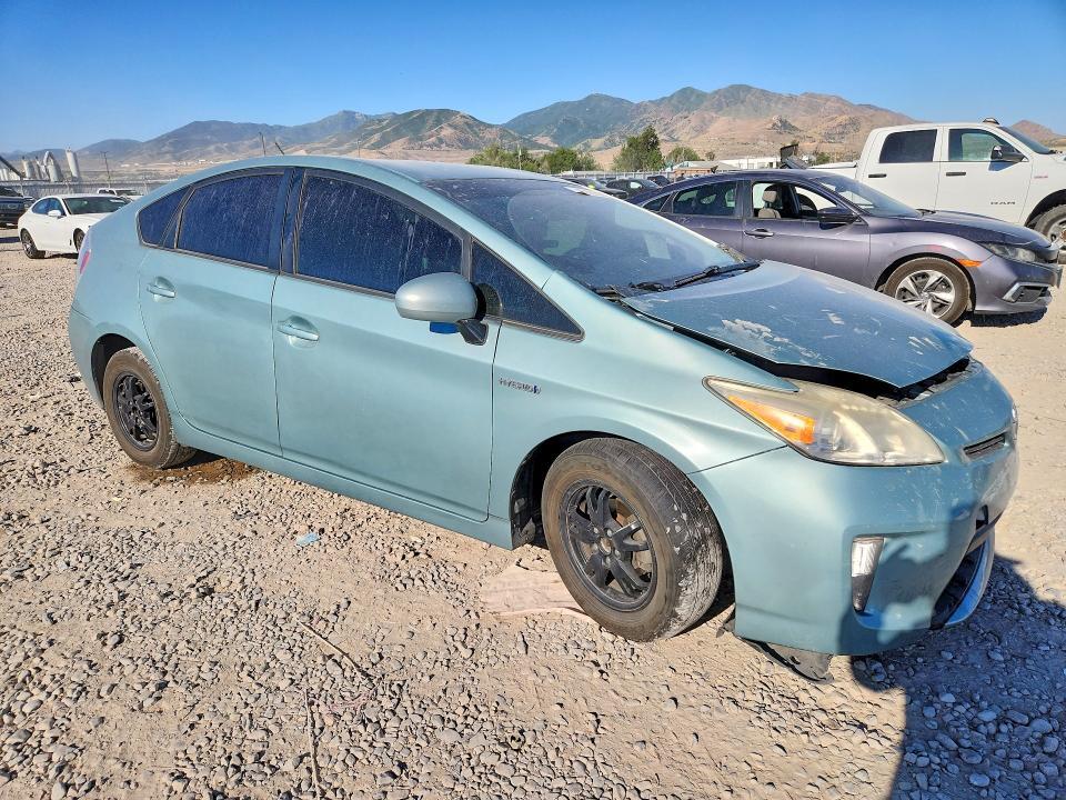 JTDKN3DU2E1764913 2014 TOYOTA PRIUS photo no. 4