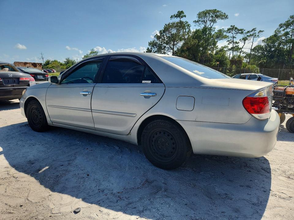 2005 TOYOTA CAMRY LE — Фото 2 из 12