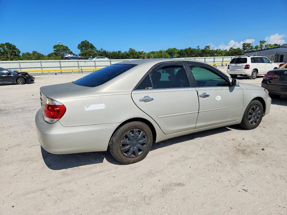 2005 TOYOTA CAMRY LE — Фото 3 из 12
