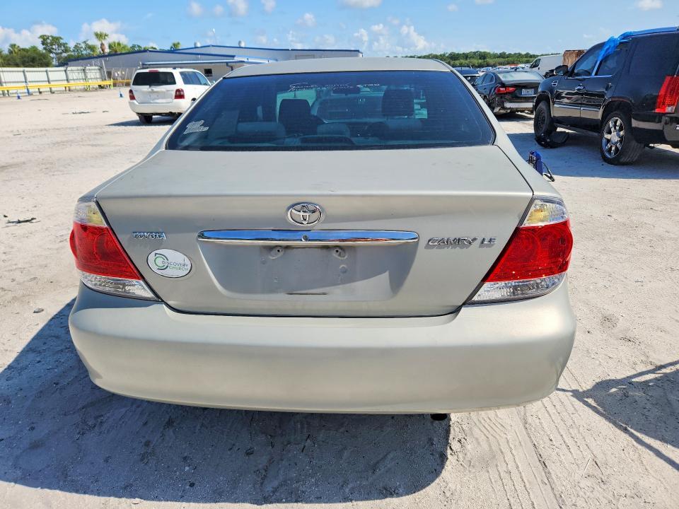 2005 TOYOTA CAMRY LE — Фото 6 из 12