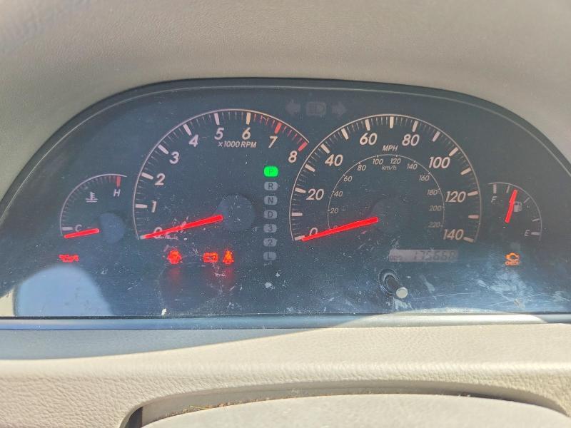2005 TOYOTA CAMRY LE — Фото 9 из 12