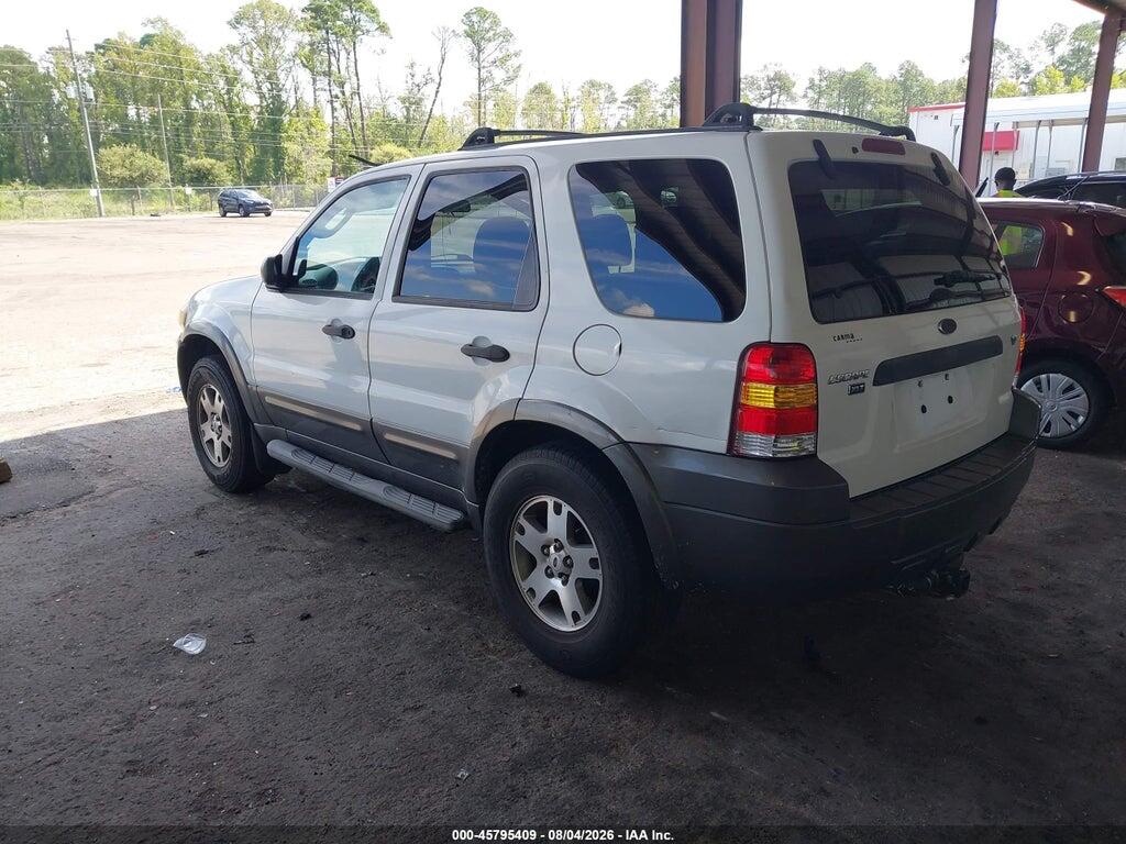 1FMYU03195KE17507 2005 FORD ESCAPE photo no. 3