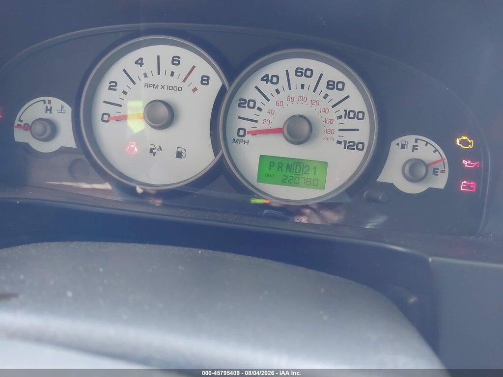 1FMYU03195KE17507 2005 FORD ESCAPE photo no. 7