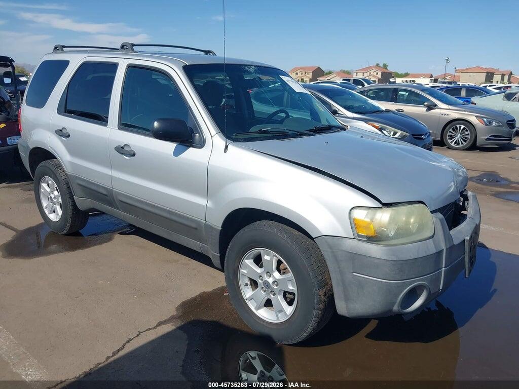 1FMCU03145DA08507 2005 FORD ESCAPE photo no. 1