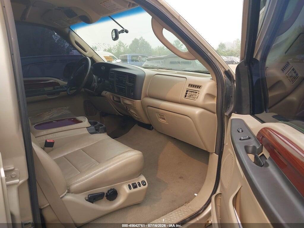 1FMNU43S55EC16964 2005 FORD EXCURSION photo no. 5