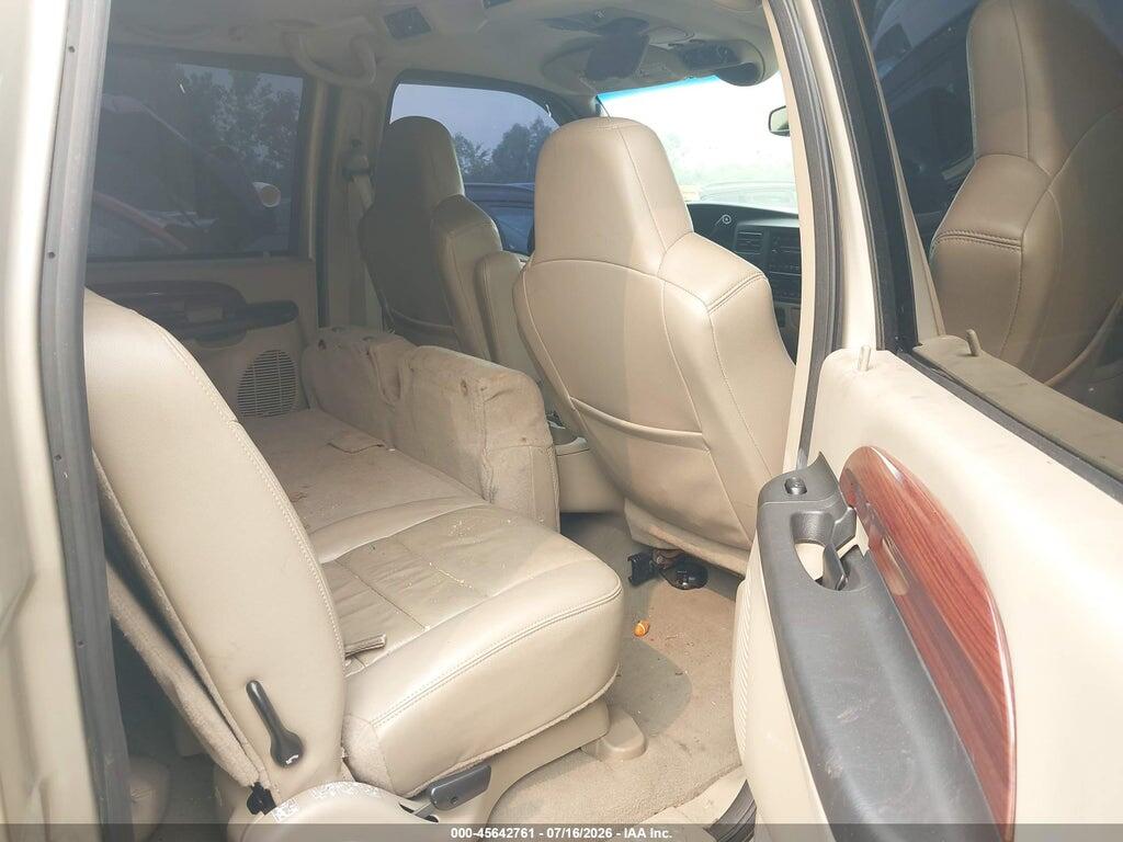 1FMNU43S55EC16964 2005 FORD EXCURSION photo no. 8