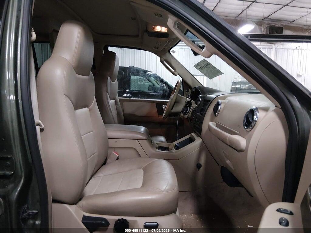 1FMFU18585LA32250 2005 FORD EXPEDITION photo no. 5