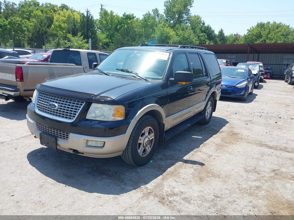 1FMPU18545LA69476 2005 FORD EXPEDITION photo no. 2